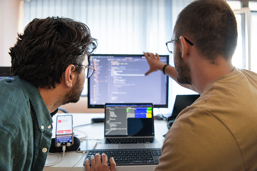 Services agence web devweb solutions : développement web et applications mobiles